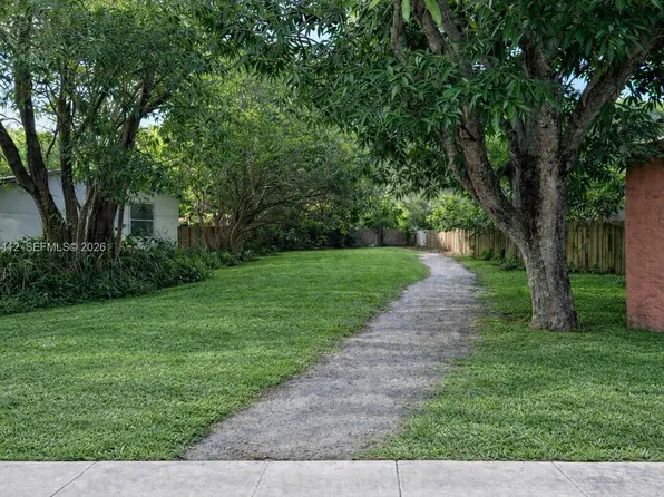 253 NW 46th St, Miami, FL 33127