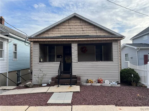 74 E Diaz Ave, Nesquehoning, PA 18240