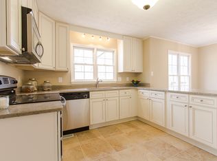 3003 Maple Ln, Alpharetta, GA 30009