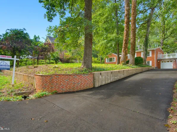 2244 Providence St, Falls Church, VA 22043