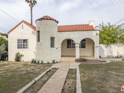 1025 E Garfield Ave, Glendale, CA, 91205