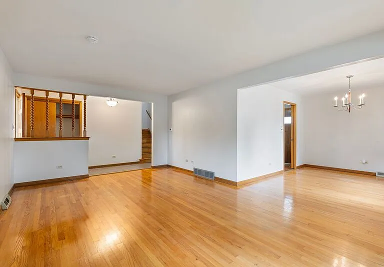 4201 Prairie Ave — Photo 6