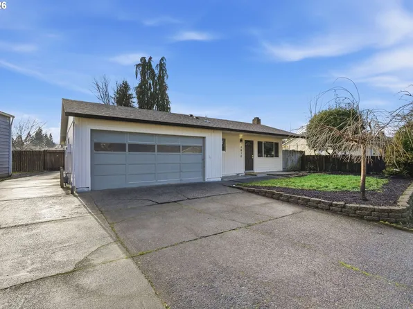 3870 SE Walnut St, Hillsboro, OR 97123