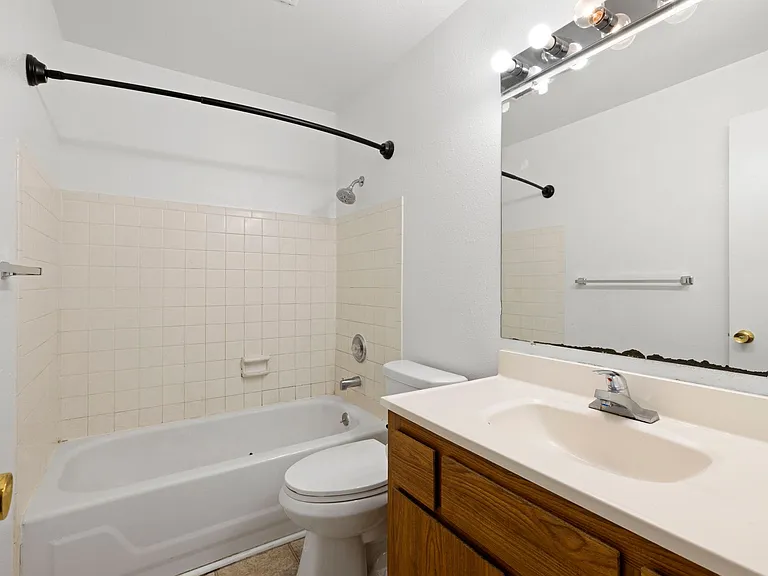 22749 Marine View Dr S — Photo 15