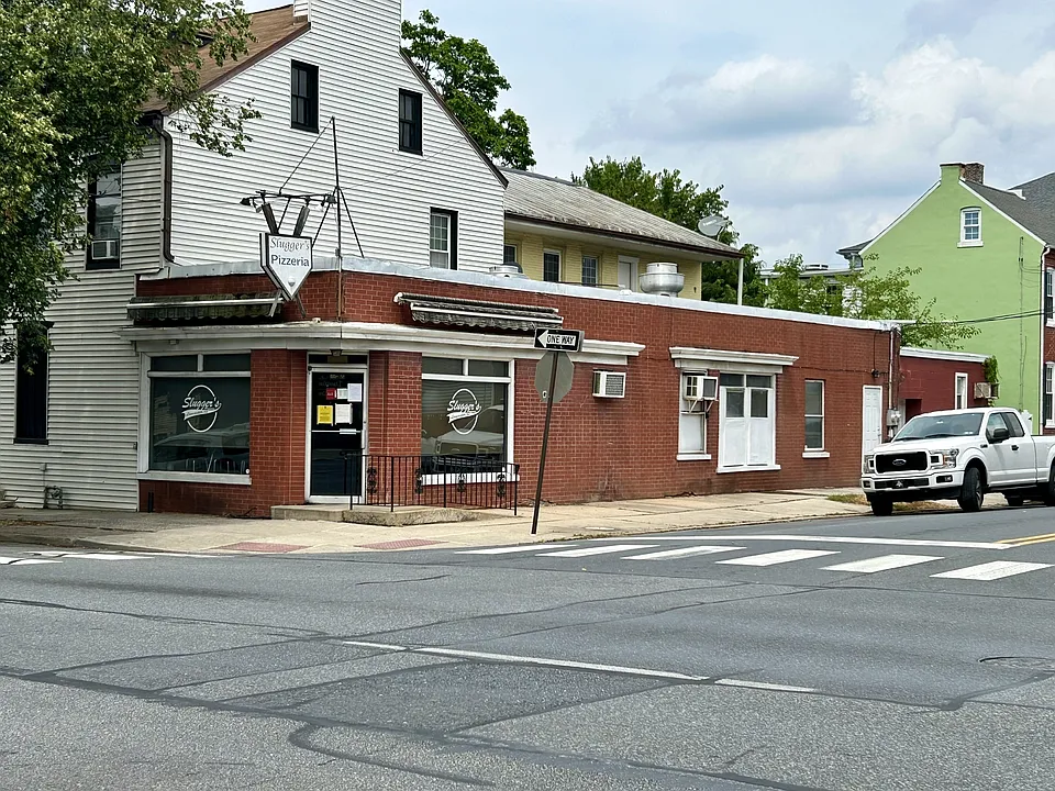 701 N Queen St