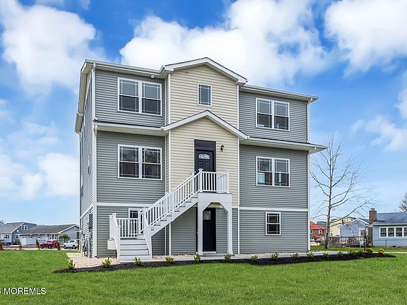 3rd image of 58 Cove Road