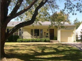 713 S Courtleigh Dr, Wichita, KS 67218