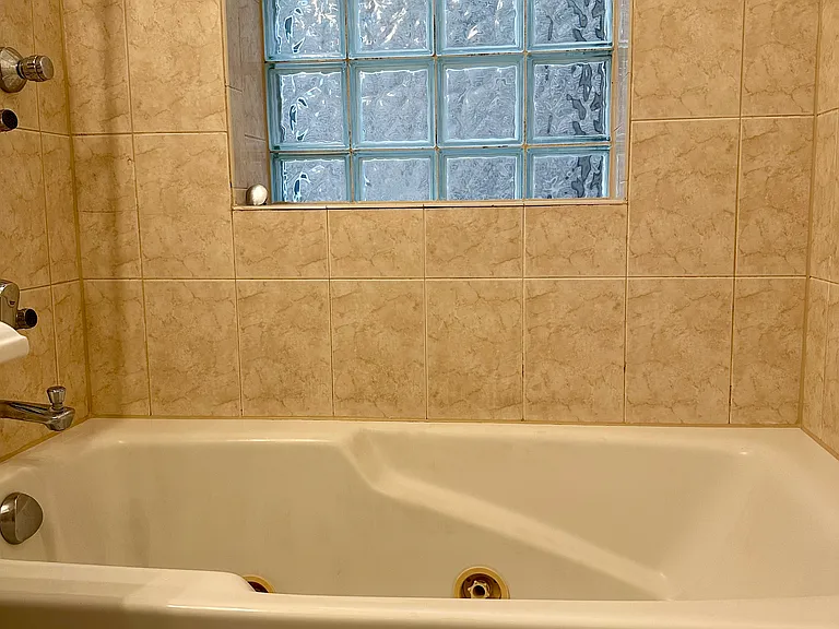 4913 N Marmora Ave #1 — Photo 6