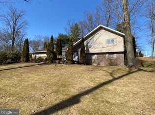 14 Spruce Rd, Orwigsburg, PA 17961