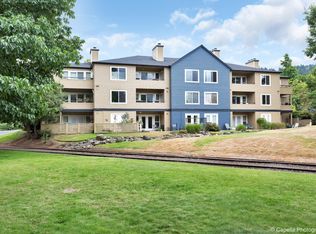 5050 S Landing Dr UNIT 303, Portland, OR 97239