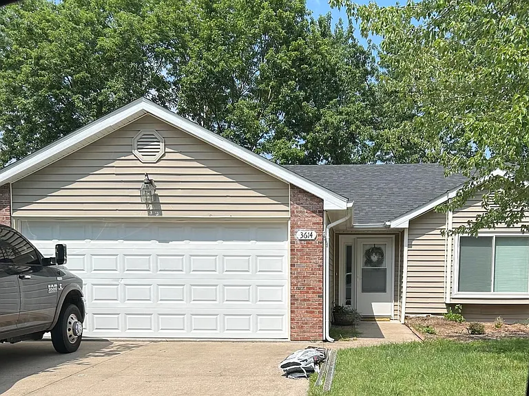 3614 Balmoral Ct — Photo 1