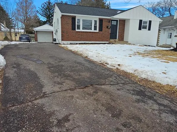 113 E Vine St, Hatfield, PA 19440