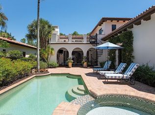 10810 Estate Cortile Ct, Naples, FL 34110