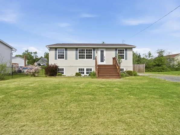73 Underwood Rd, West Hants, NS B0N 2T0