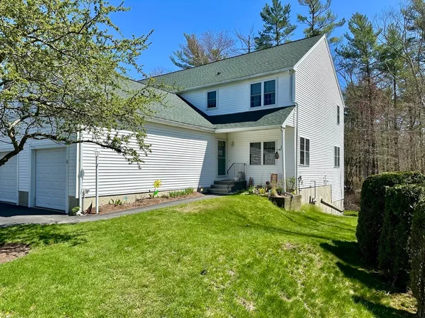 25 Robin Ln Unit 25, Rockland, MA 02370