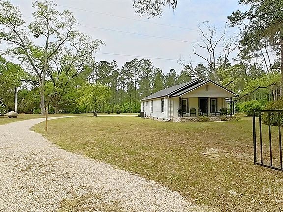 3rd image of 2650 Hadley Ferry Road