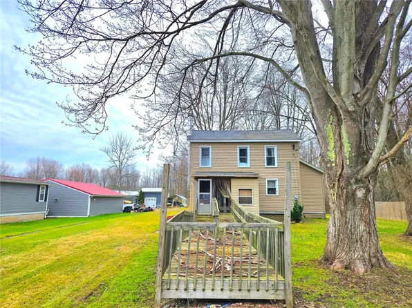 2159 Black Brook Rd, Seneca Falls, NY 13148