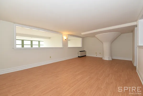 Rented by Spire Group | media 25