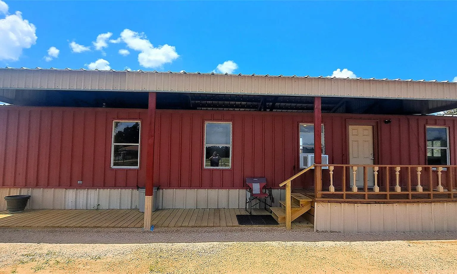 2 bed, 1.0 bath, 1000 sqft, $1,400 — Photo 1