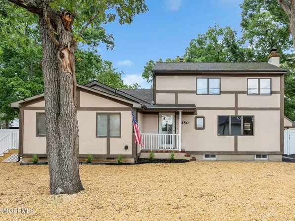 250 Station Drive, Forked River, NJ 08731