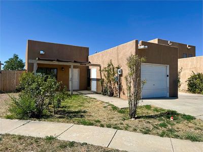 1060 Avenida Linda, Santa Fe, NM, 87507