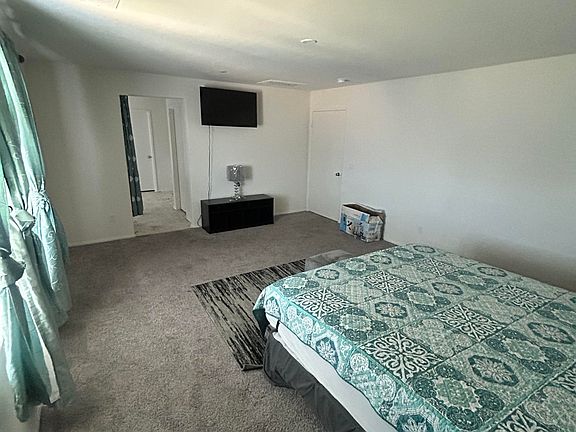 3rd image of 15772 Parsley Ct
