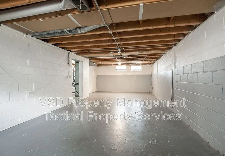 19268 Stafford Ave — Photo 7