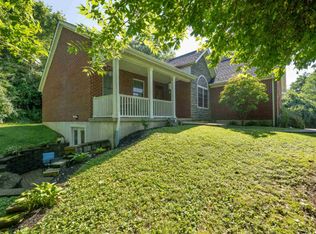 315 Davis Rd, Highland Heights, KY 41076