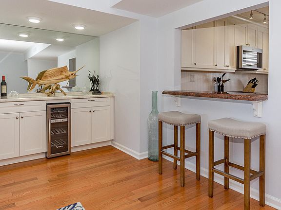 5th image of 300 N Highway A1a APT 303H