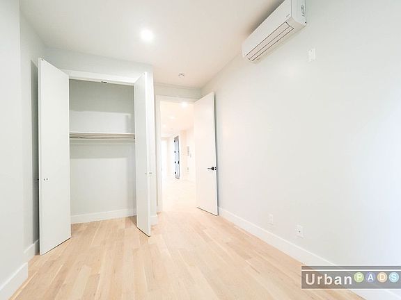 4th image of 86 Clinton Ave #3B