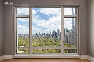 15 Central Park West, #31C