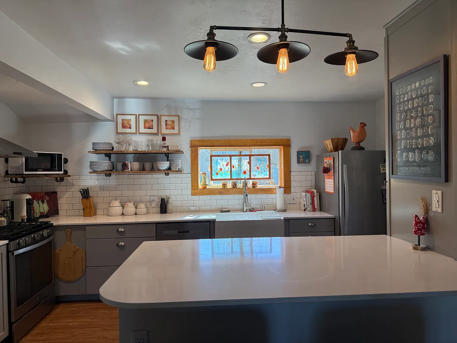 3 bed, 1000 sqft, $2,500 — Photo 4