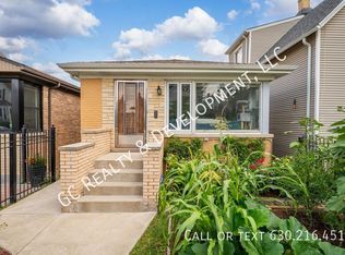 3712 W Concord Pl, Chicago, IL 60647