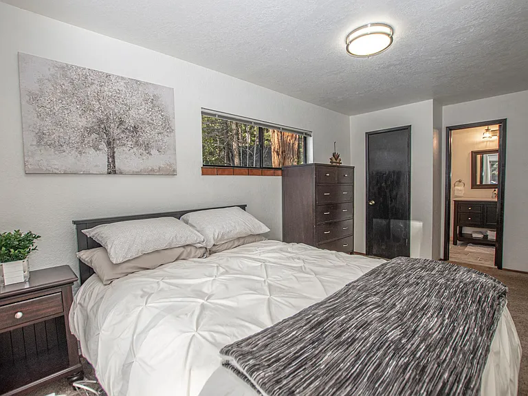 7056 W Lake Blvd — Photo 8