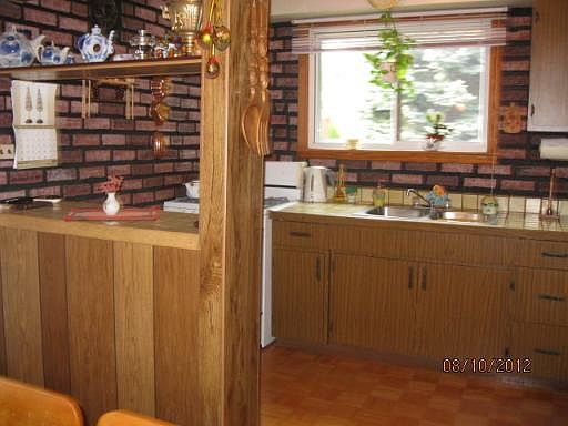 4th image of 3939 W Fargo Ave