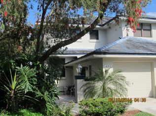 1653 Watermark Cir NE, St Petersburg, FL 33702