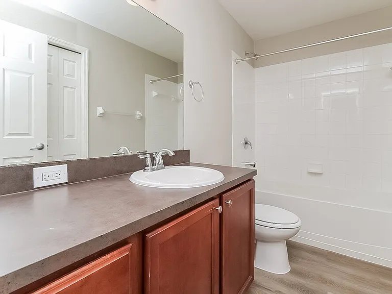 1223 Sheridan Bay Dr — Photo 15
