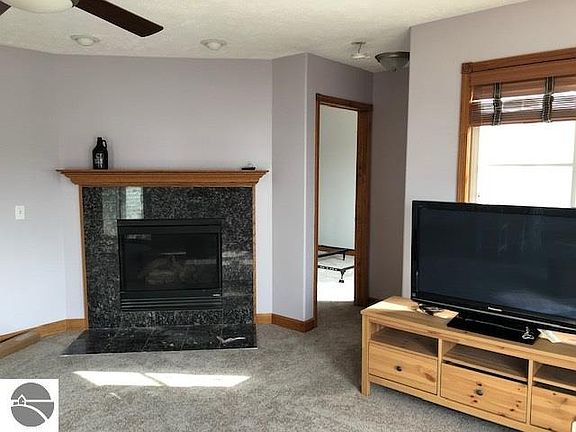 4th image of 4077 Sherwood Forest Dr