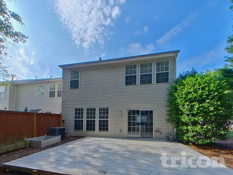5467 Medlock Corners Dr — Photo 17