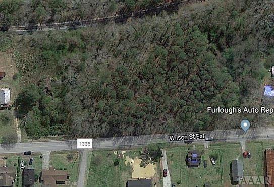 1st image of 806 Wilson St