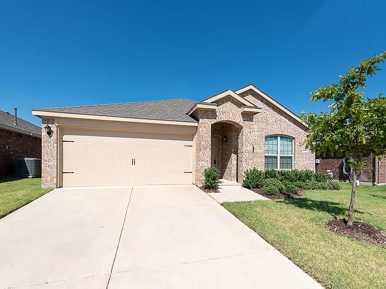 2126 Shady Glen Trl — Photo 27