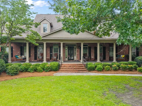 2005 Grenville Court, Trent Woods, NC 28562