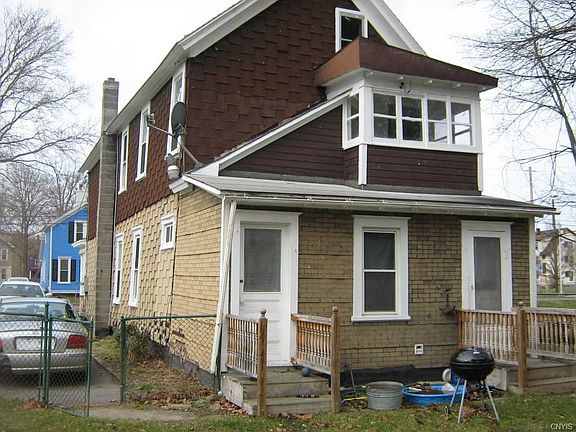 5th image of 209-15 Hudson St