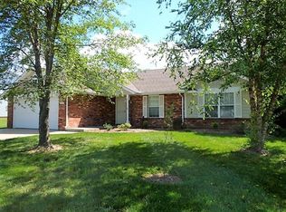 3828 Woods Edge Rd, Columbia, MO 65203