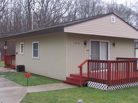 2nd image of 16423 Geneva Dr