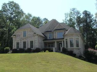 2032 Fontainbleau Dr, Conyers, GA 30094