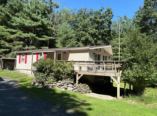 (Undisclosed Address), Hawley, PA 18428