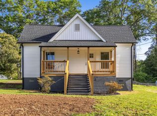 1227 Spring St, Drayton, SC 29333