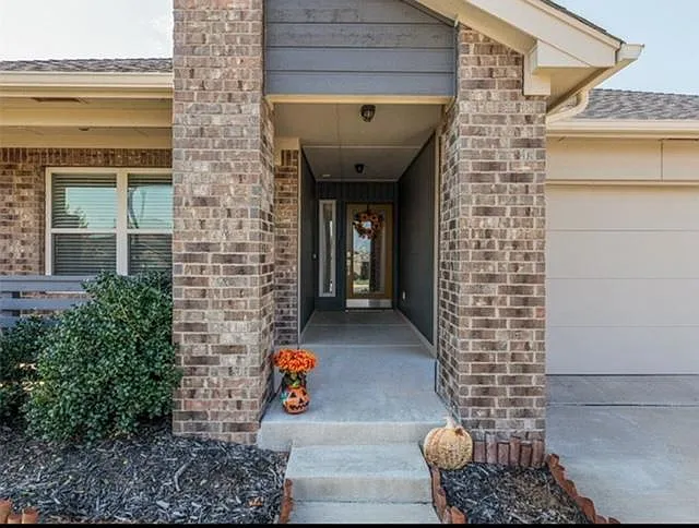 810 Barbaroot Dr — Photo 10