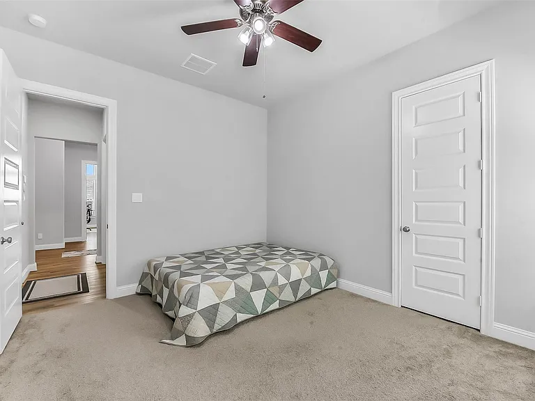 11927 Carillon Forest Dr — Photo 31